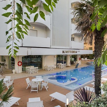 Hotel Vittoria Riccione Esterno foto