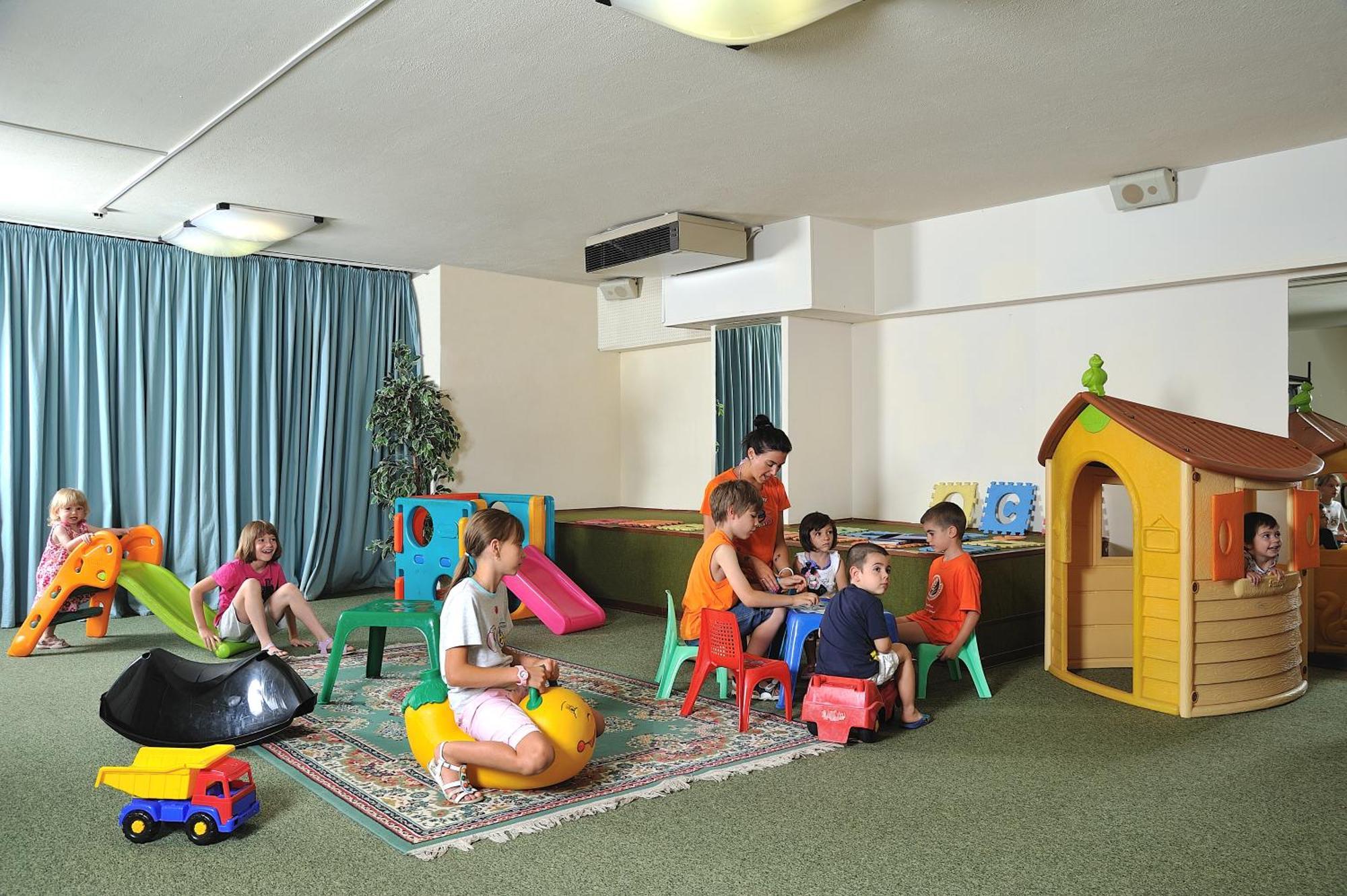 Hotel Vittoria Riccione Esterno foto
